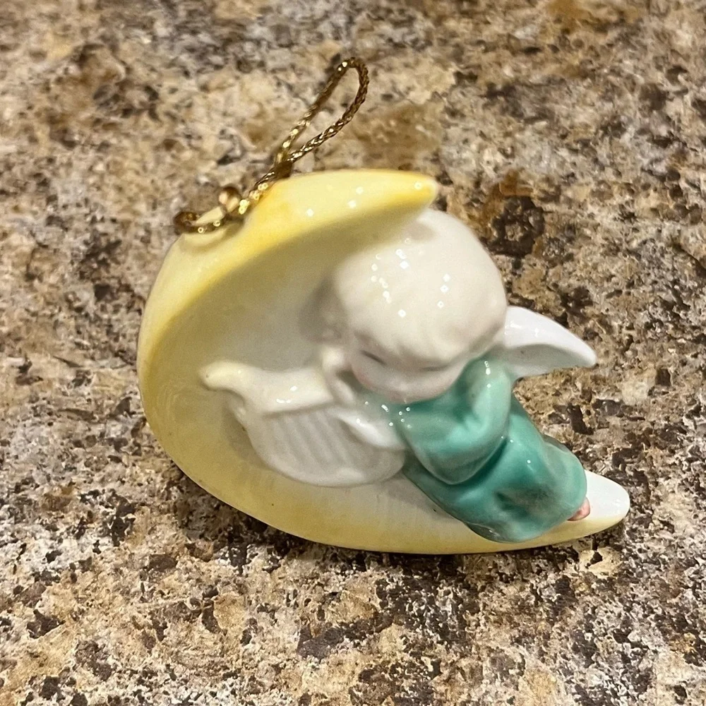 Vintage 1986 Angel sitting in Moon Christmas Ornament